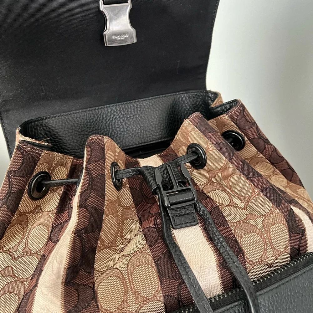 Coach Men’s  Backpack - Picture 4 of 12